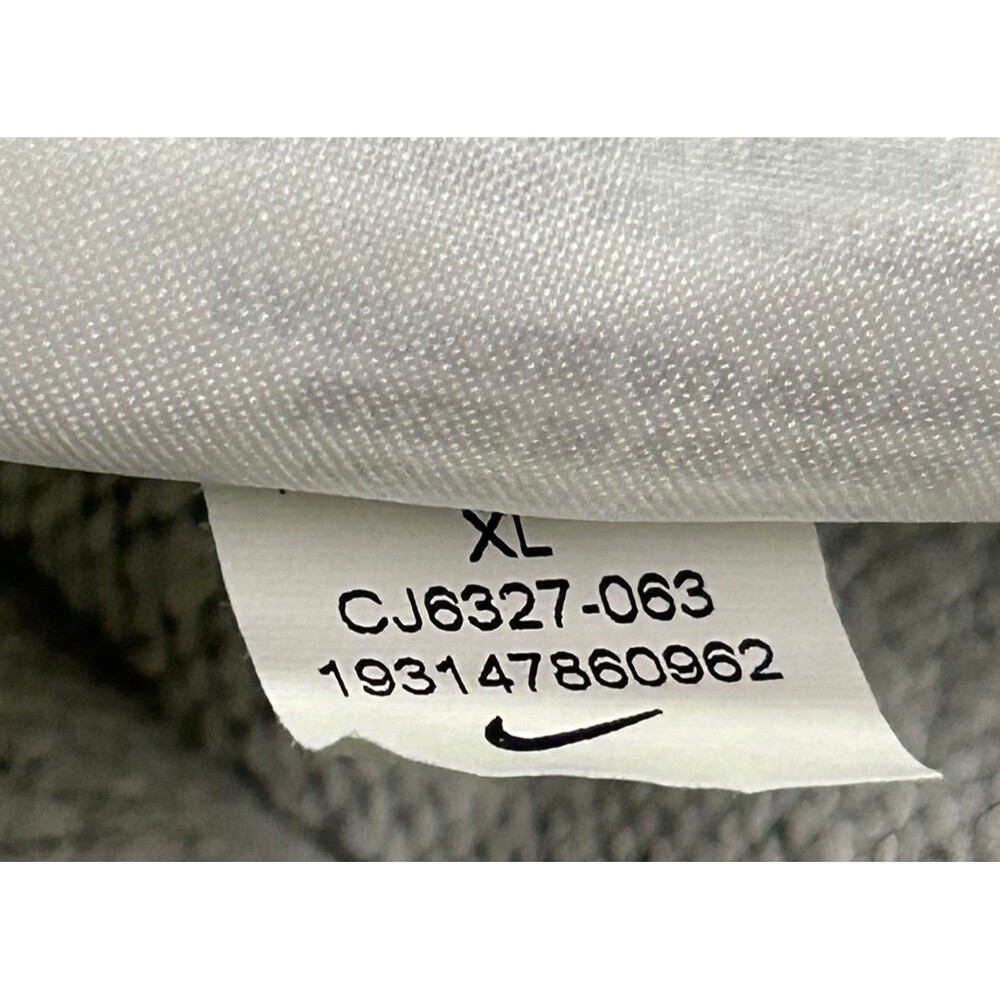 Nike Sportswear Essential Cropped Hoodie - Picture 5 of 5